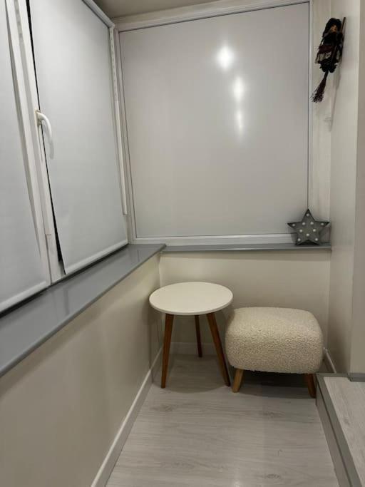 ブカレストStudio Cozy Piata Victorieiアパートメント エクステリア 写真